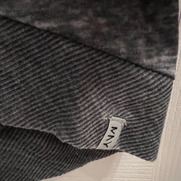 Marc New York Performance 1X NEW Long Sleeve Tunic Tee Black Gray - Picture 15 of 16